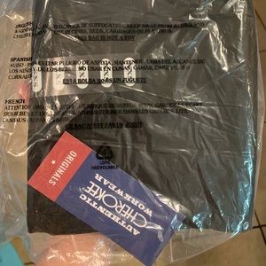 Cherokee modern classic scrub top